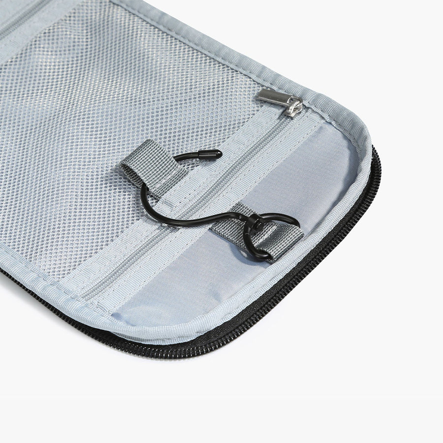 Atlas Travel Hanging Toiletry Bag