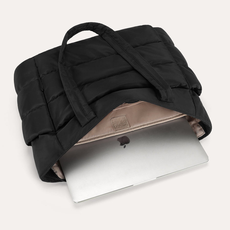 Bagsmart 20L Puffy Tragetasche mit 15,6" Laptopfach 