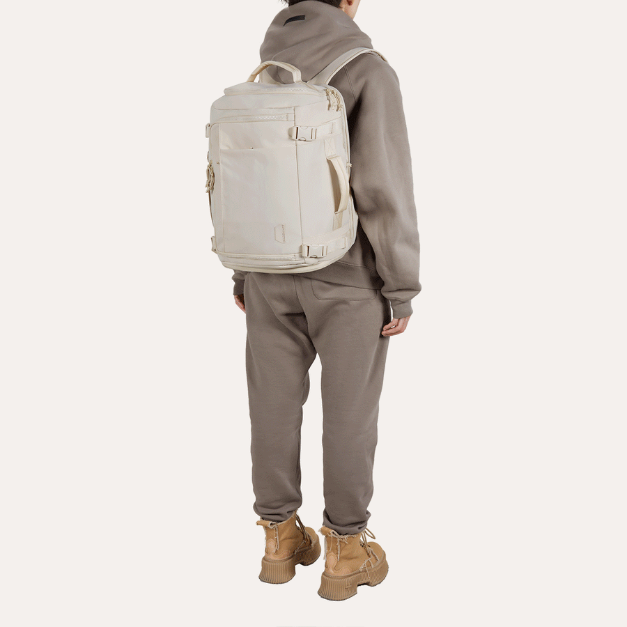 Bagsmart_Blast_Quick_Access_Carry_On_Travel_Backpack_Beige_with_4_Carrying_Modes