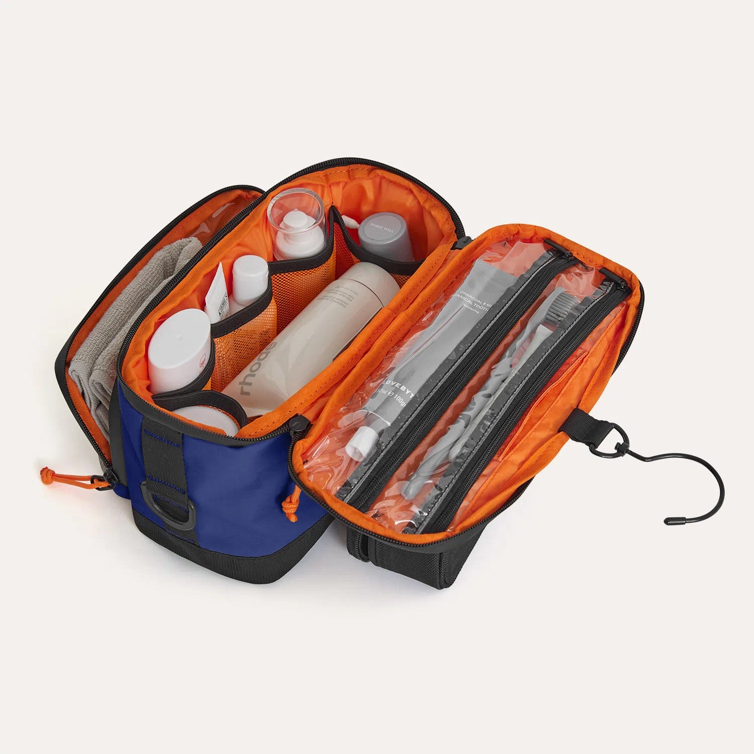 Blast 4.5L Hanging Toiletry Bag