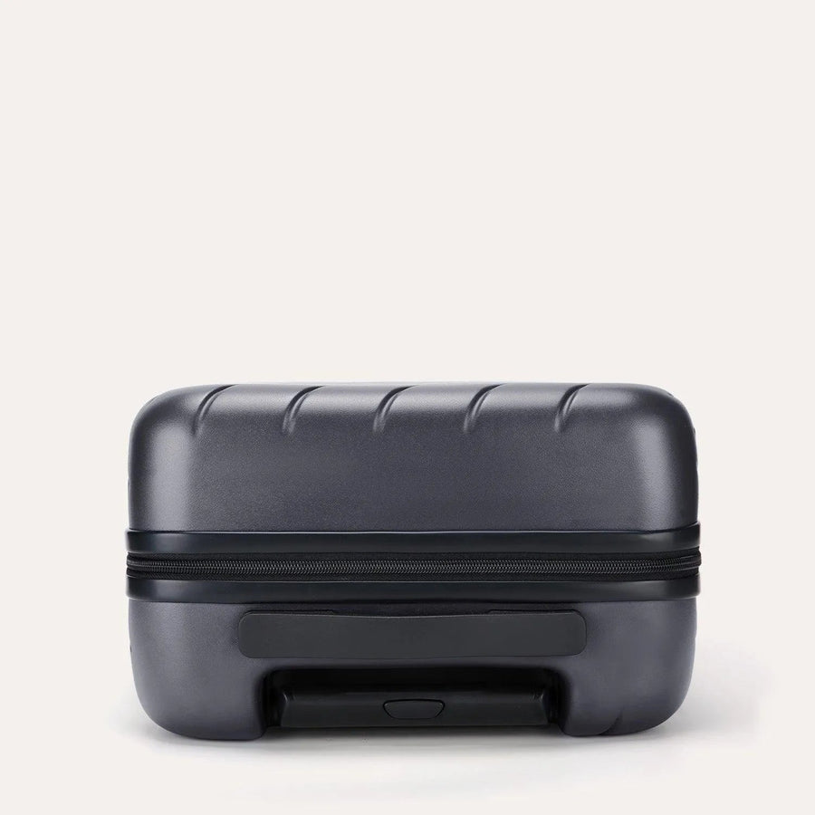 Daren 20 Inch Lightweight Hardside Carry-On Suitcase - BAGSMART
