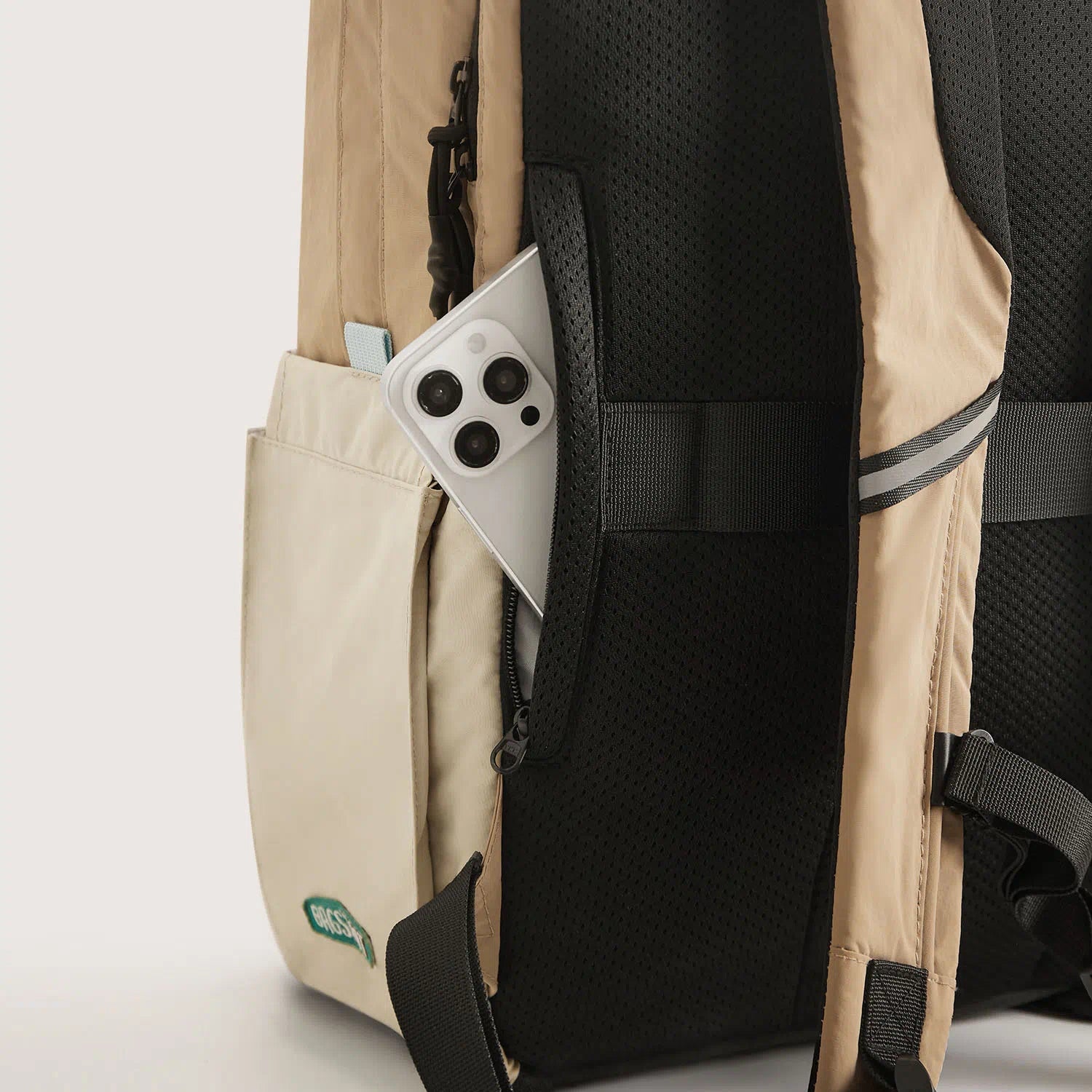 Paz 28L Backpack