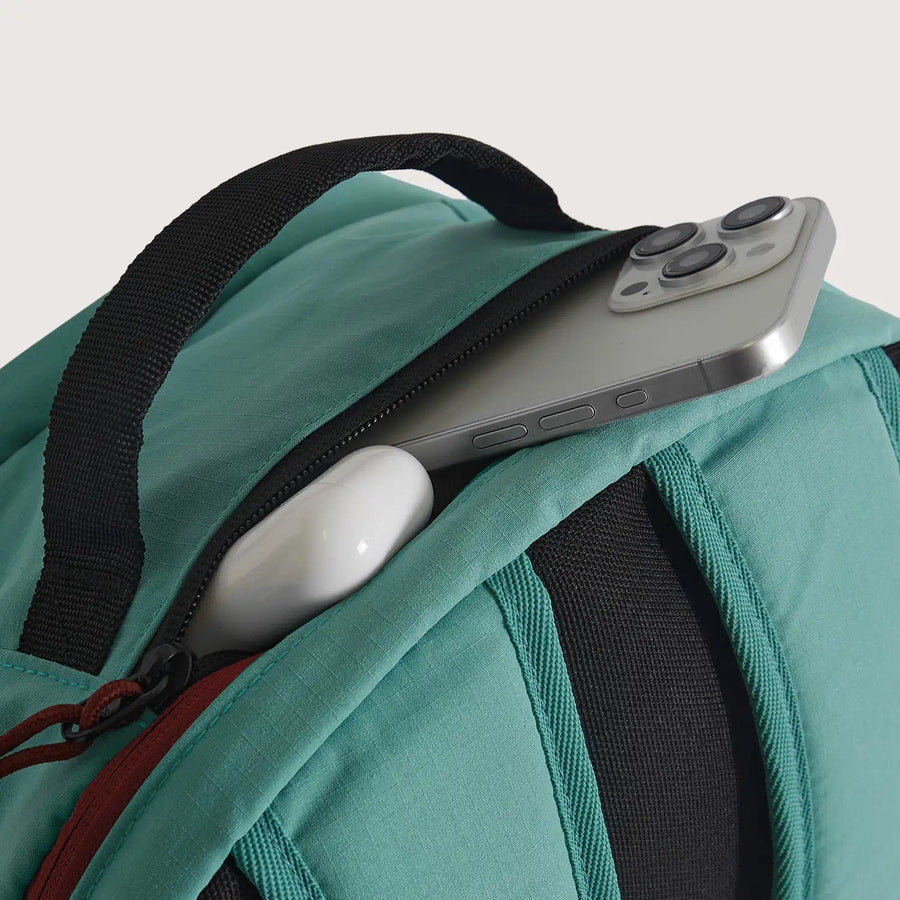 Focus 26L Upright School Laptop Backpack