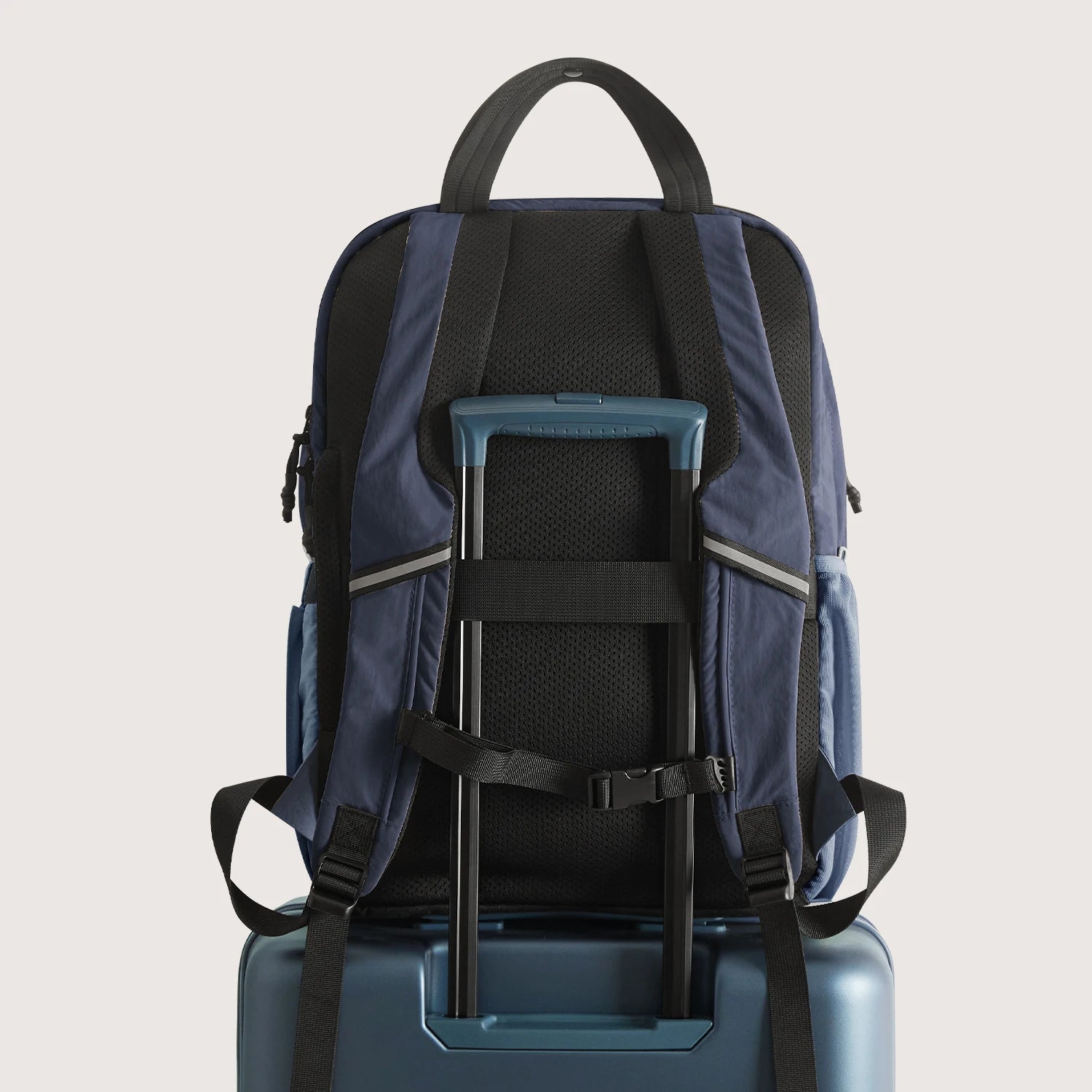 Paz 28L Backpack