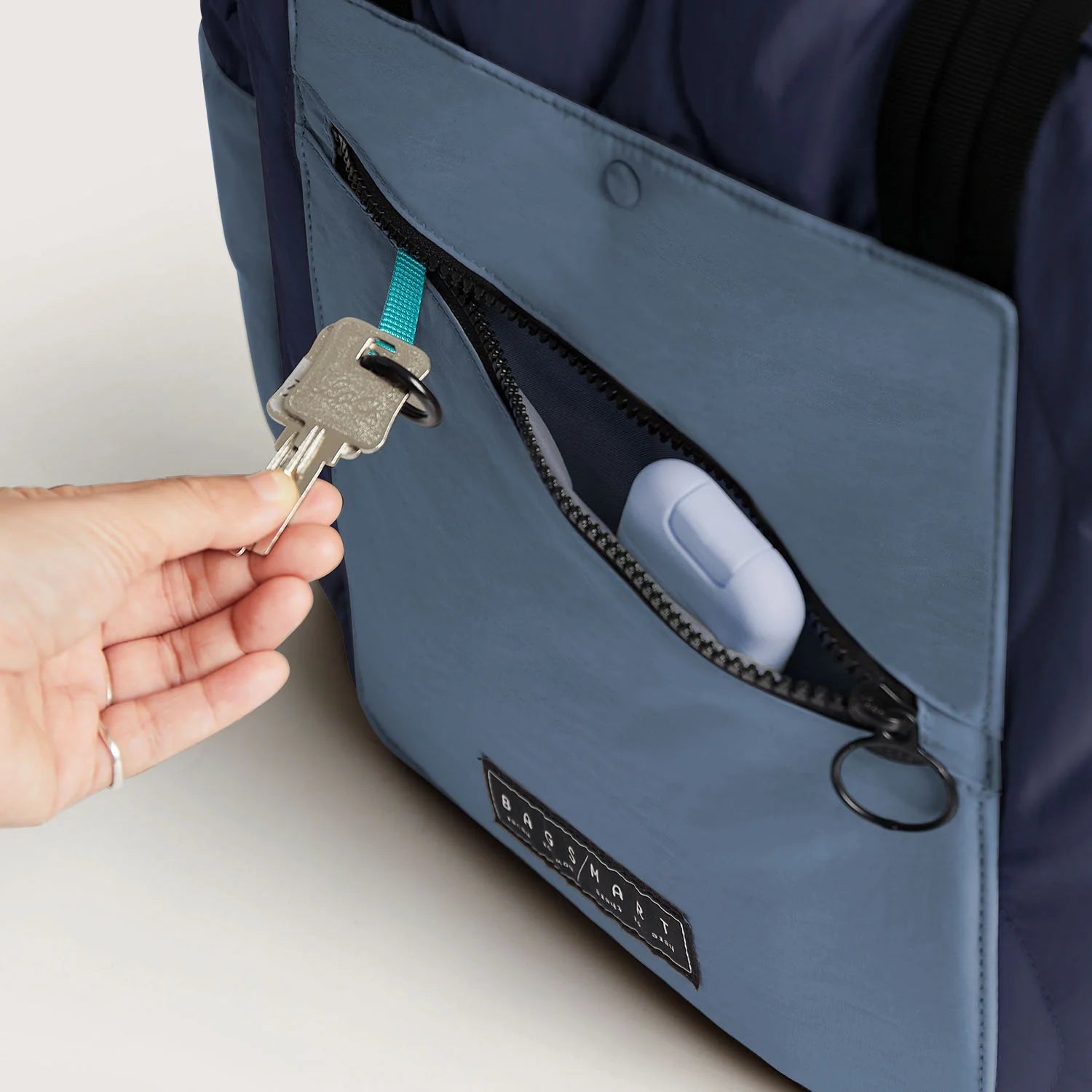 Paz 23L Tote