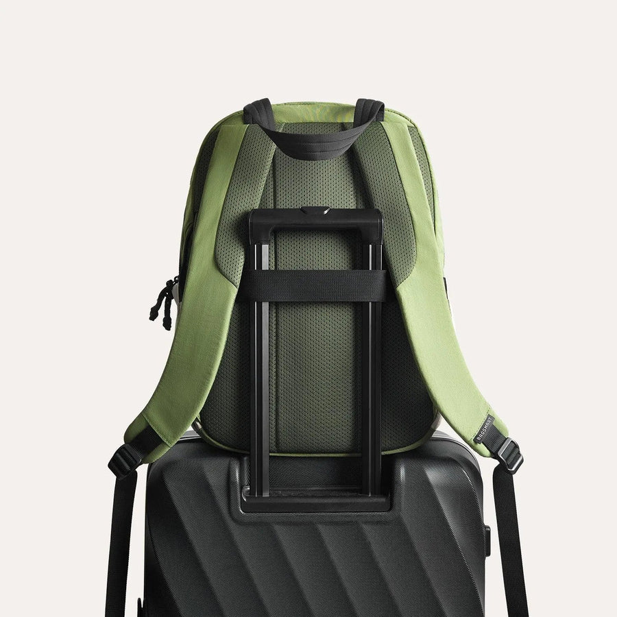 Vega 23L Featherlight Work Backpack - BAGSMART