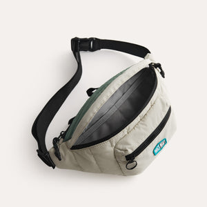 Walker 2.5L Quilted Fanny Pack