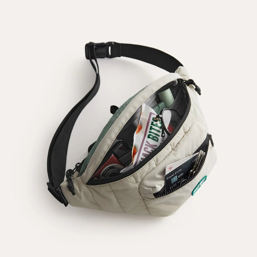 Walker 2.5L Quilted Fanny Pack - BAGSMART