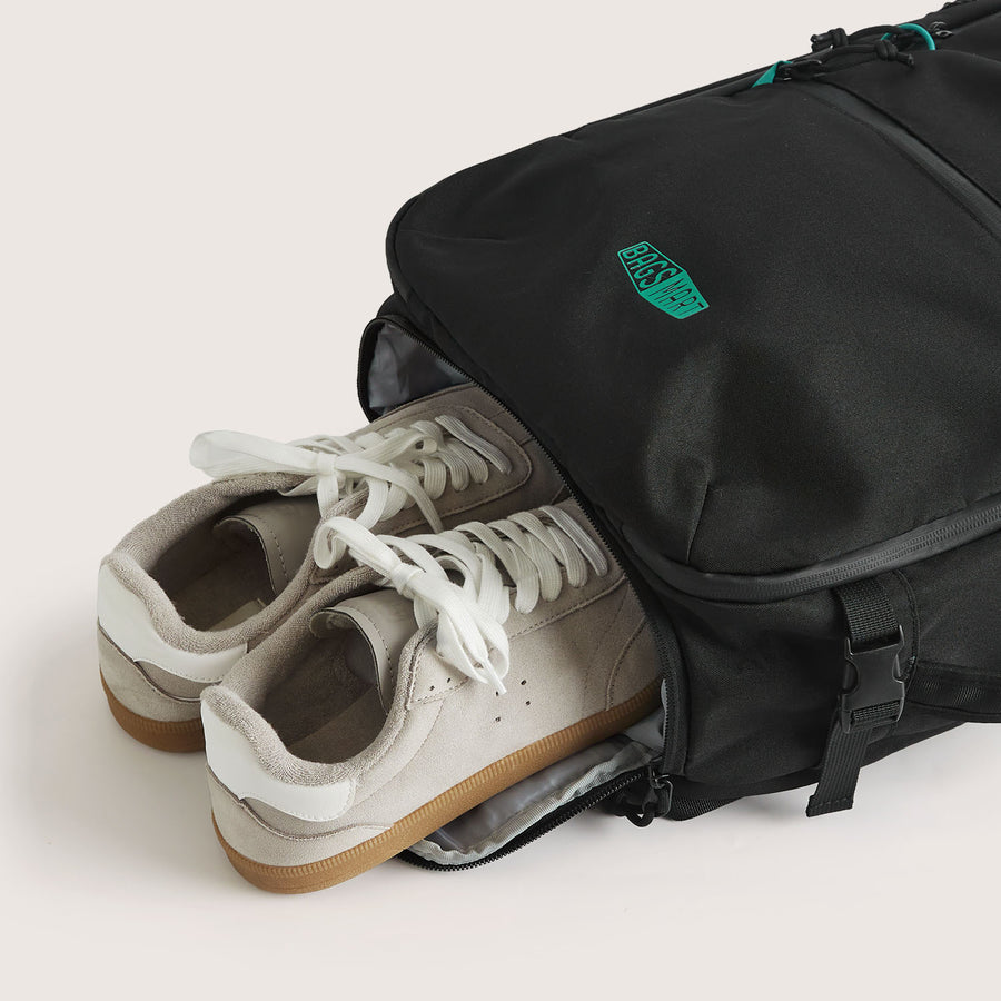 best_backpack_for_traveling_with_weed_black