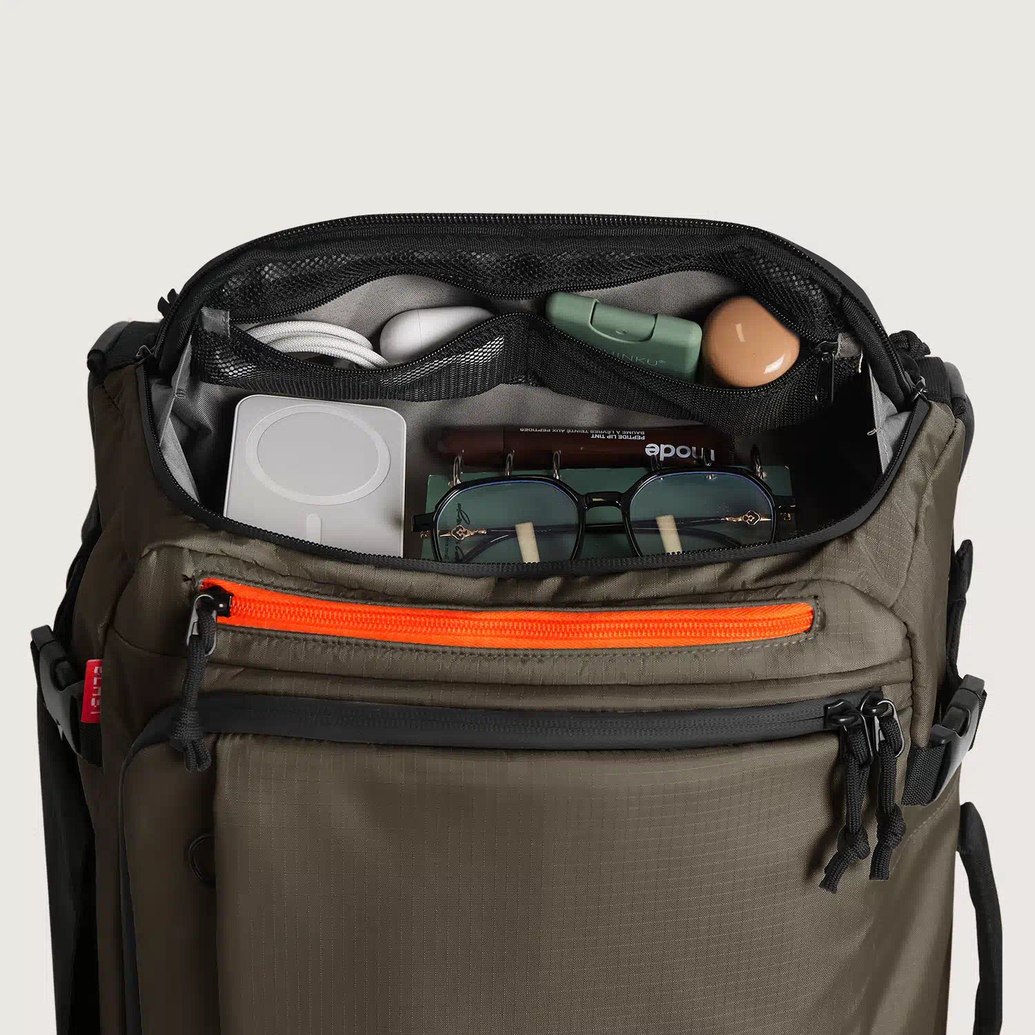 blast-43l-roller-backpack-in-cedar